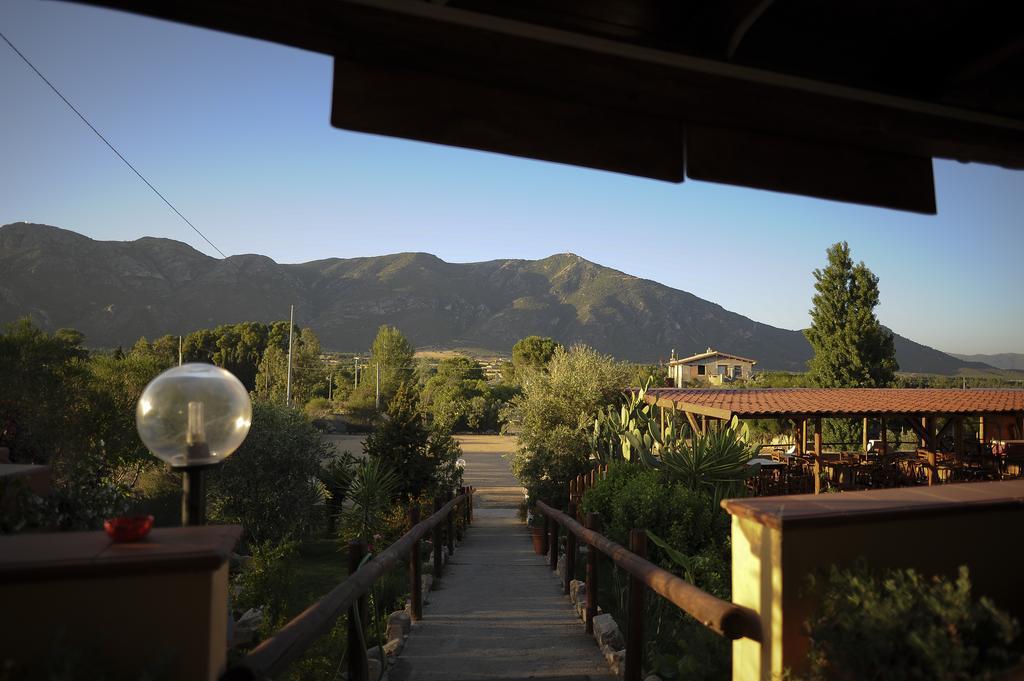S'Arriali Ranch Pension Iglesias Buitenkant foto