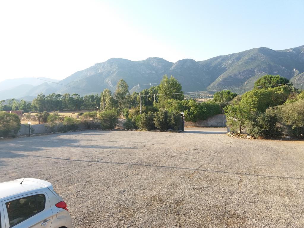 S'Arriali Ranch Pension Iglesias Buitenkant foto